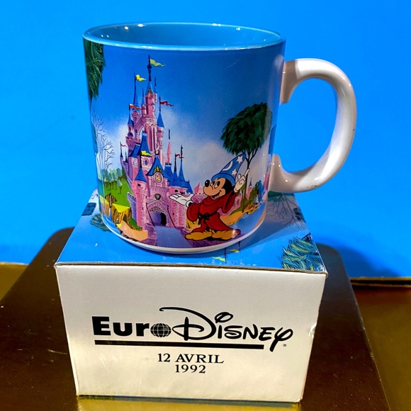 EURO DISNEY DISNEY STORE MUG COMMEMORATES THE OPENING OF EURO APRIL 12,1992 RARE - Picture 4 of 15